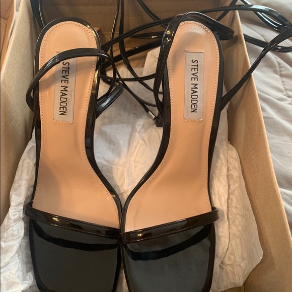 Steve Madden uplift heels - Picture 2 of 7